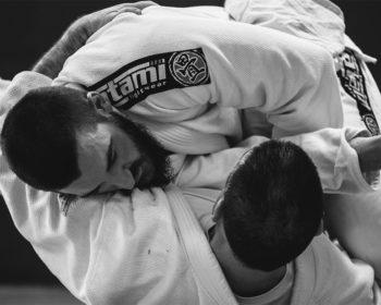 Джиу-джитсу — твердость и мягкость в японском искусстве борьбы