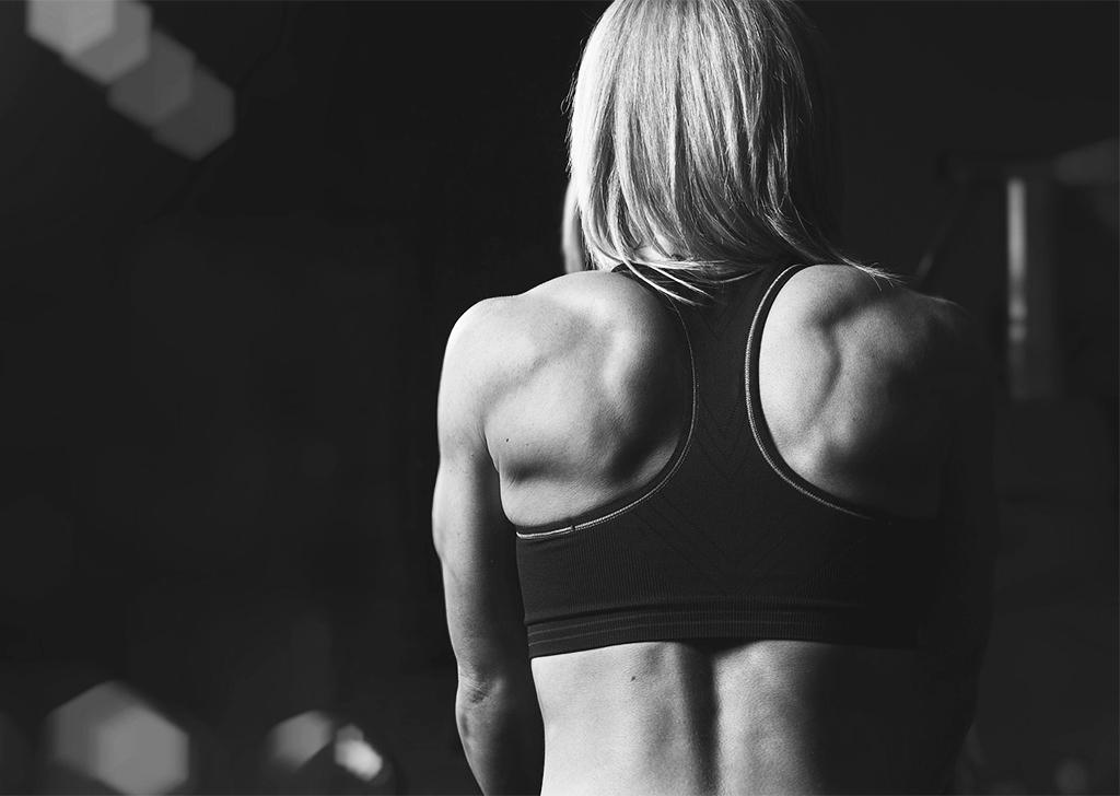 Упражнения для укрепления мышц спины: 2 способа тренировки
