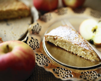 Здоровый яблочный пирог без сахара