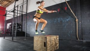 30 лучших упражнений без тренажёров - Прыжки на коробку